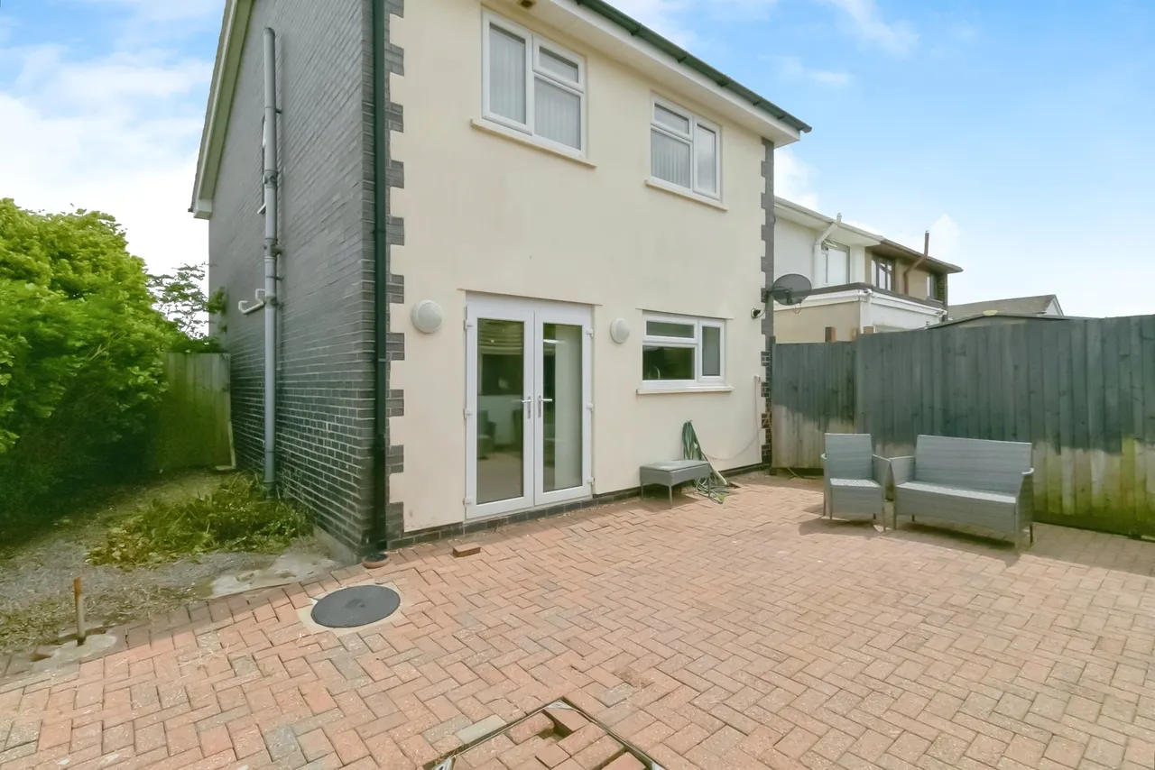 Manorbier Close, Dinas Powys, CF64, photo 3