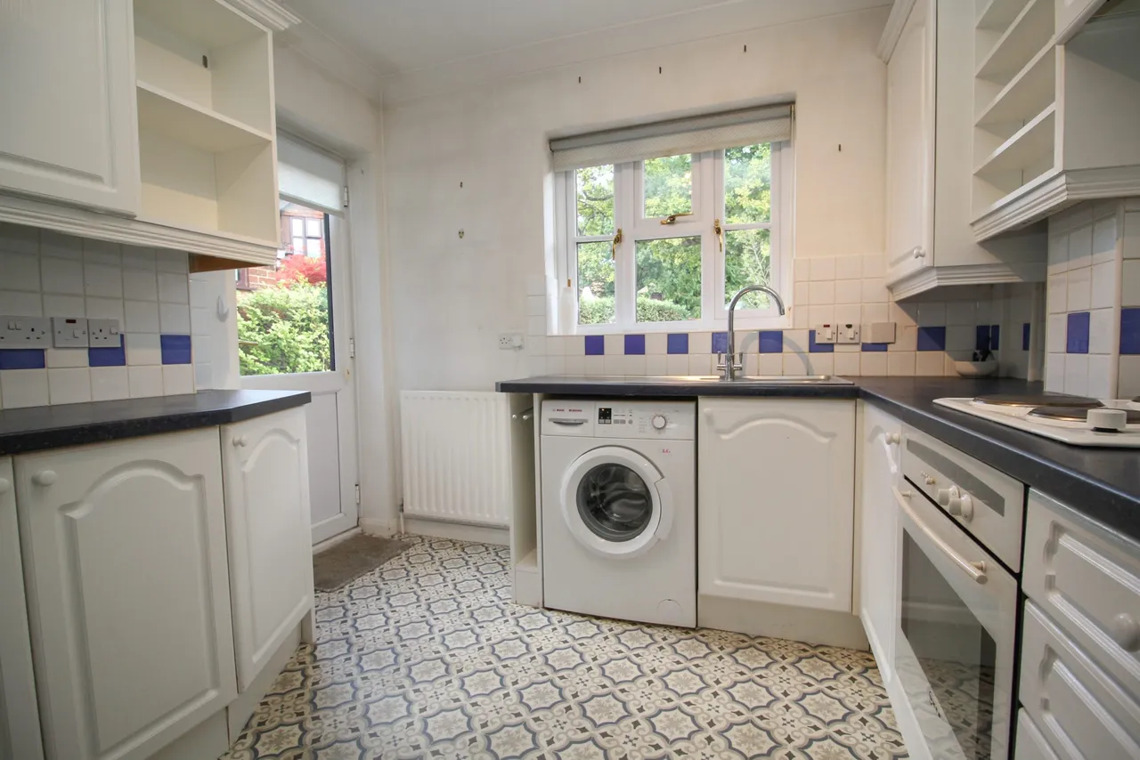 Primrose Walk, Fleet, GU51 4SS, photo 2