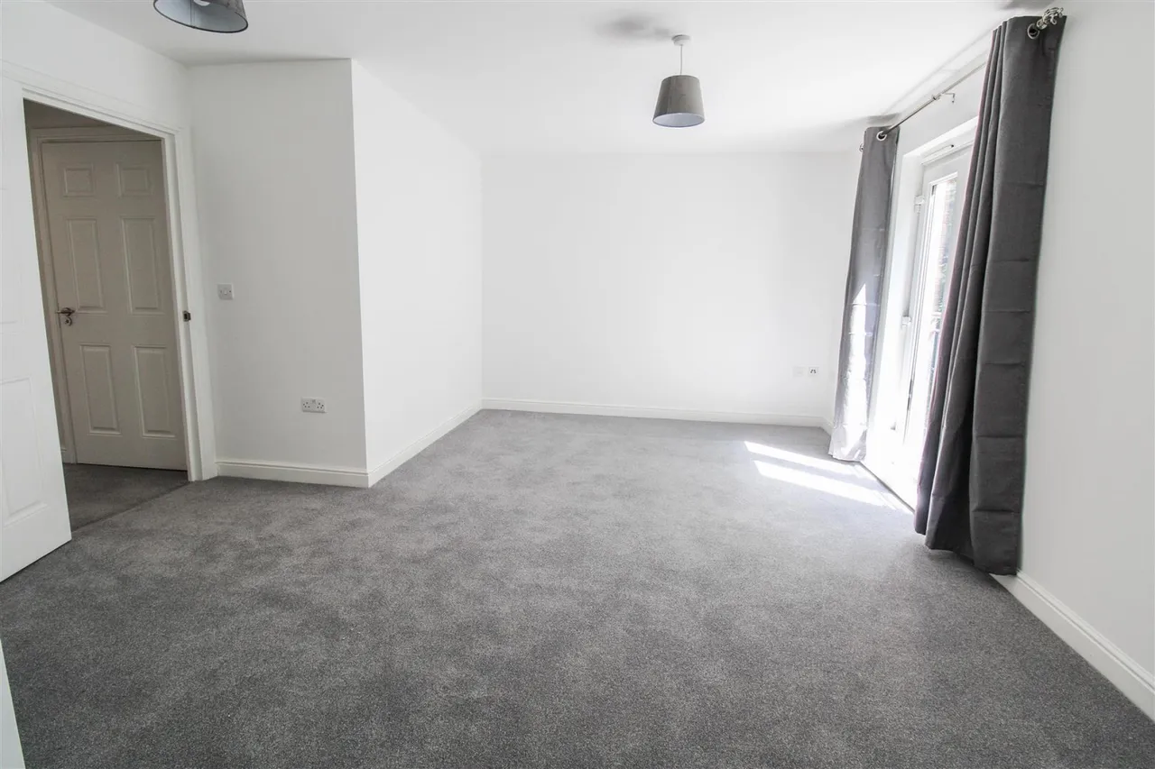 Bromley Close, Harlow, CM20, photo 8