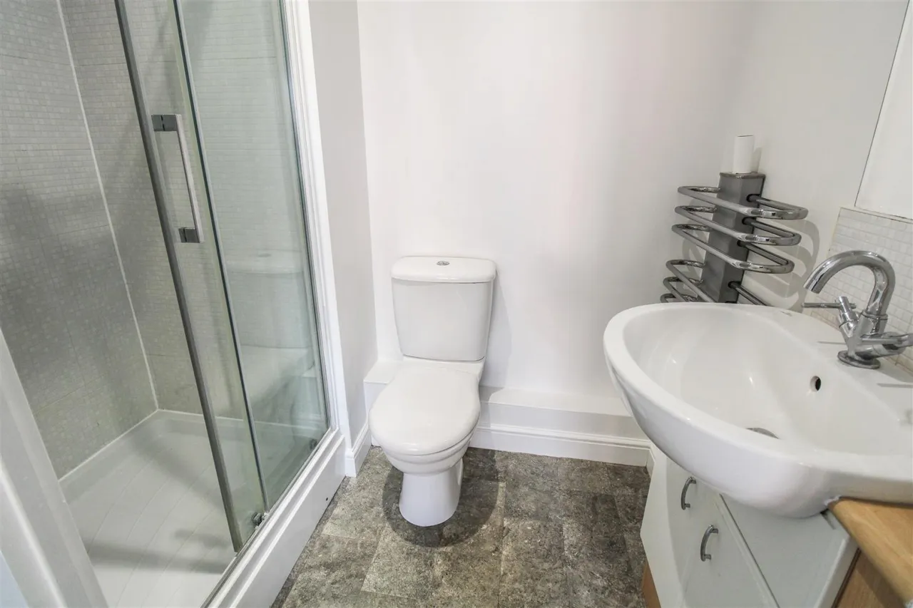 Bromley Close, Harlow, CM20, photo 6
