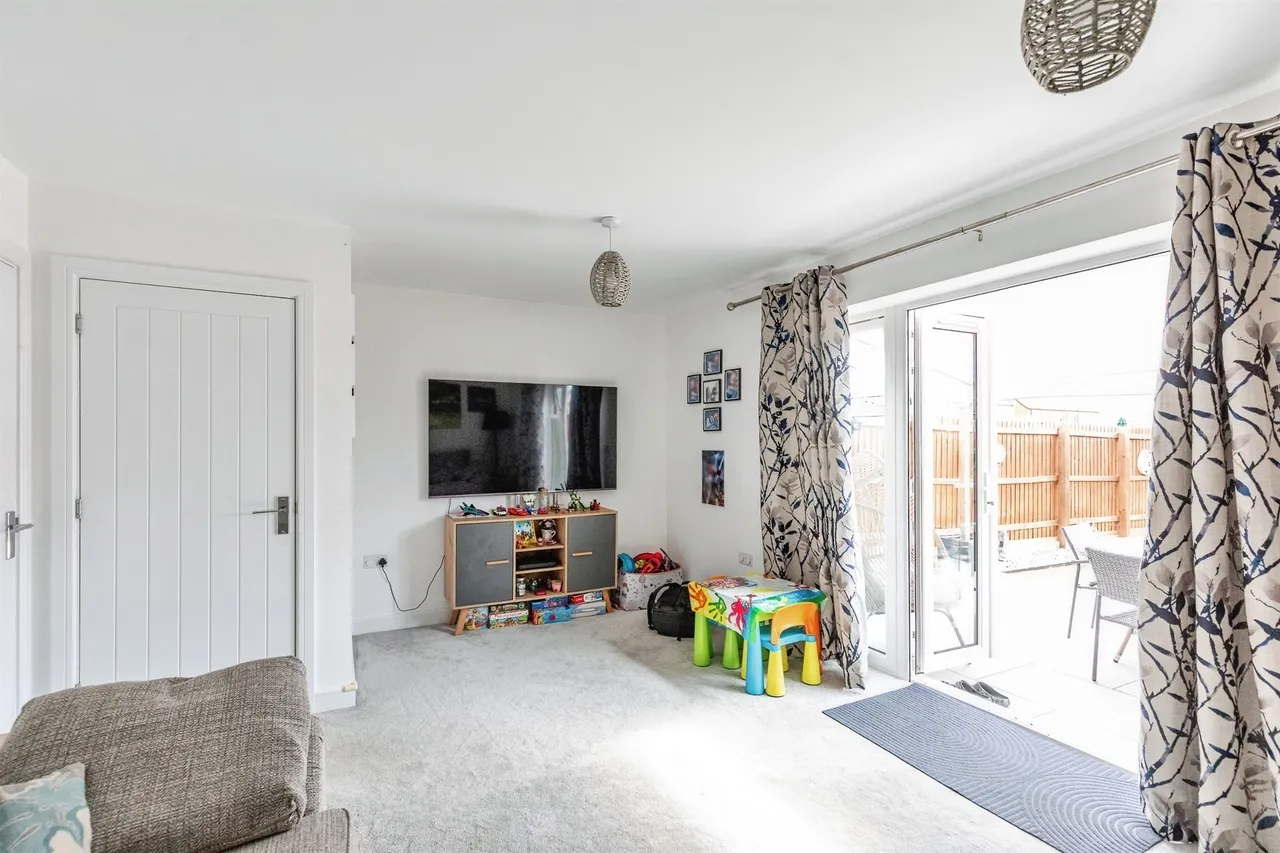 Pentelow Way, Raunds, photo 3