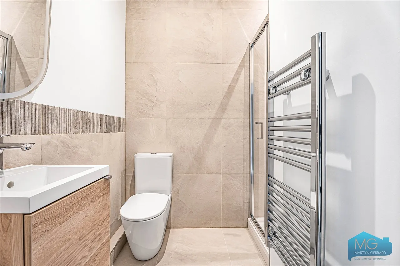 Parkhurst Road, London, N11, photo 4