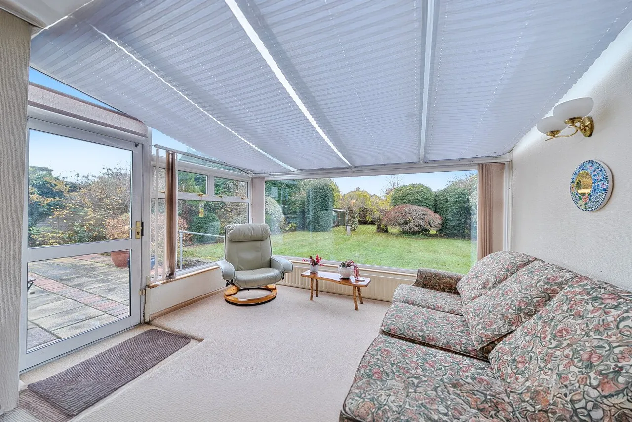 Park Avenue, West Wickham, BR4, photo 2