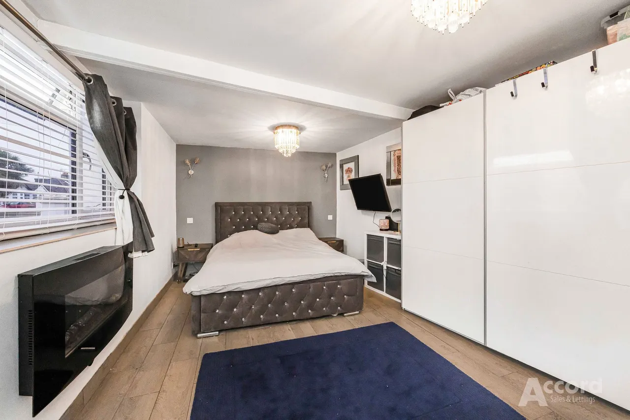 Lawns Way, Romford, RM5, photo 33