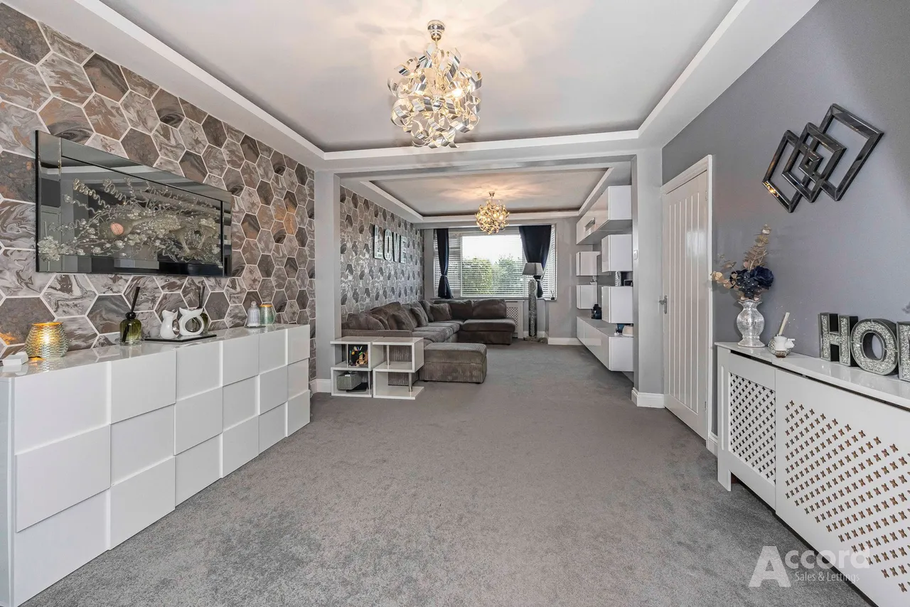 Lawns Way, Romford, RM5, photo 29