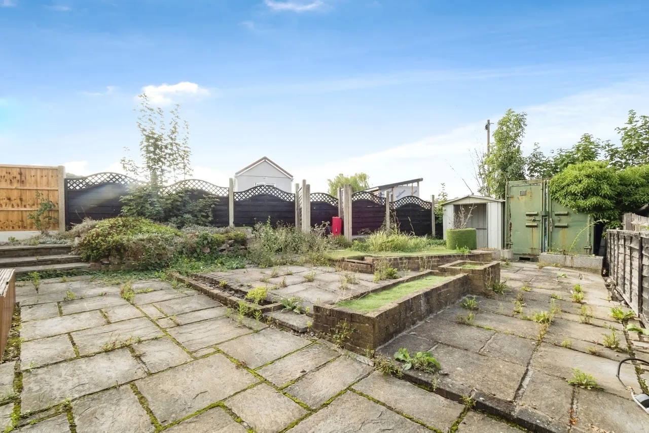 Sunset Drive, Havering-Atte-Bower, Romford, RM4, photo 17