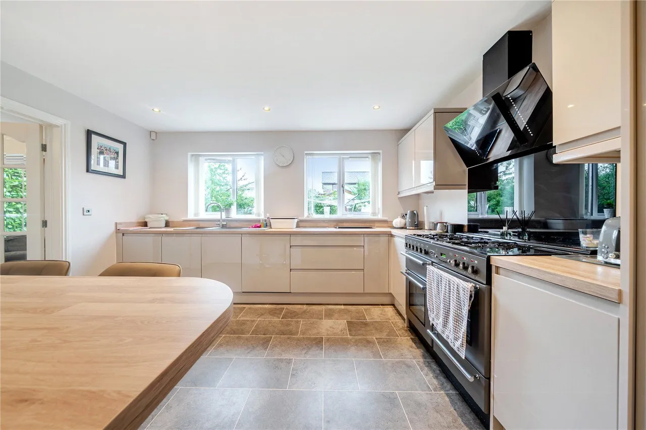 Oakeneaves Avenue, Rawtenstall, BB4, photo 5