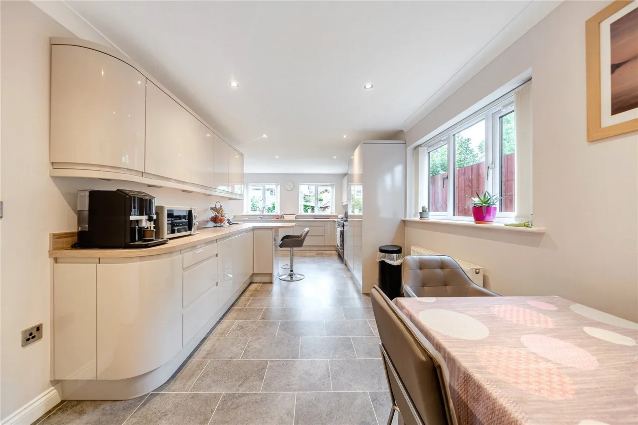 Oakeneaves Avenue, Rawtenstall, BB4, photo 4