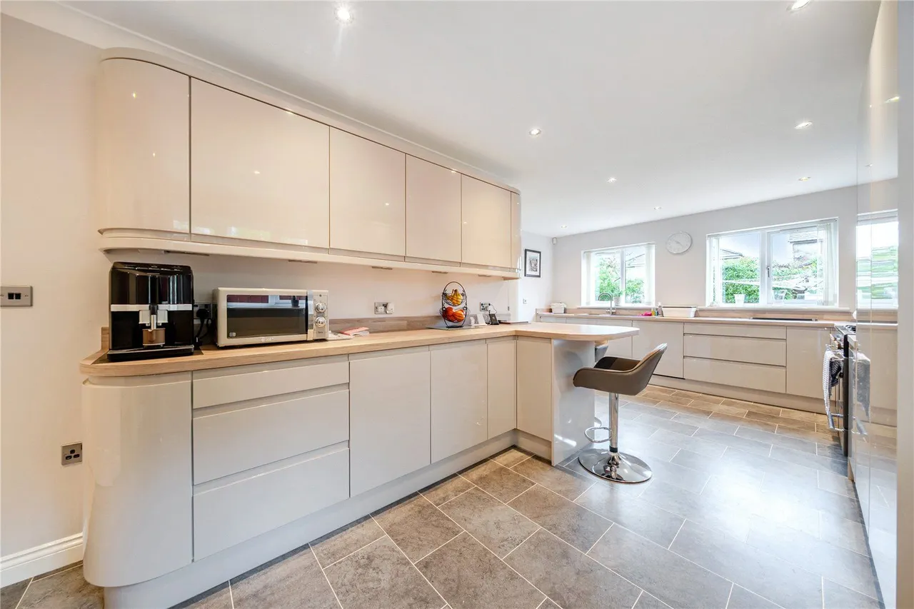 Oakeneaves Avenue, Rawtenstall, BB4, photo 31