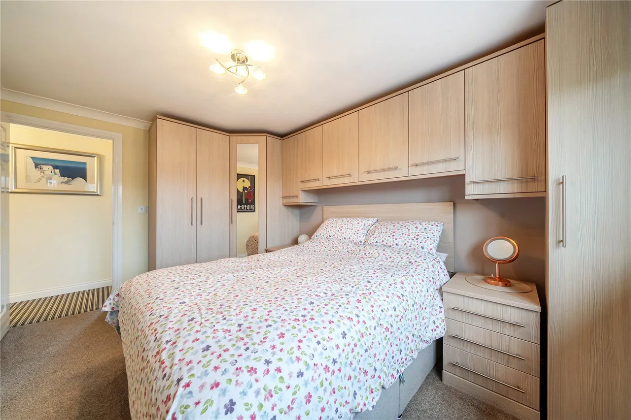 Oakeneaves Avenue, Rawtenstall, BB4, photo 19