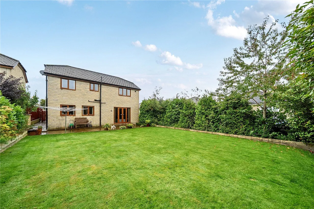 Oakeneaves Avenue, Rawtenstall, BB4, photo 27