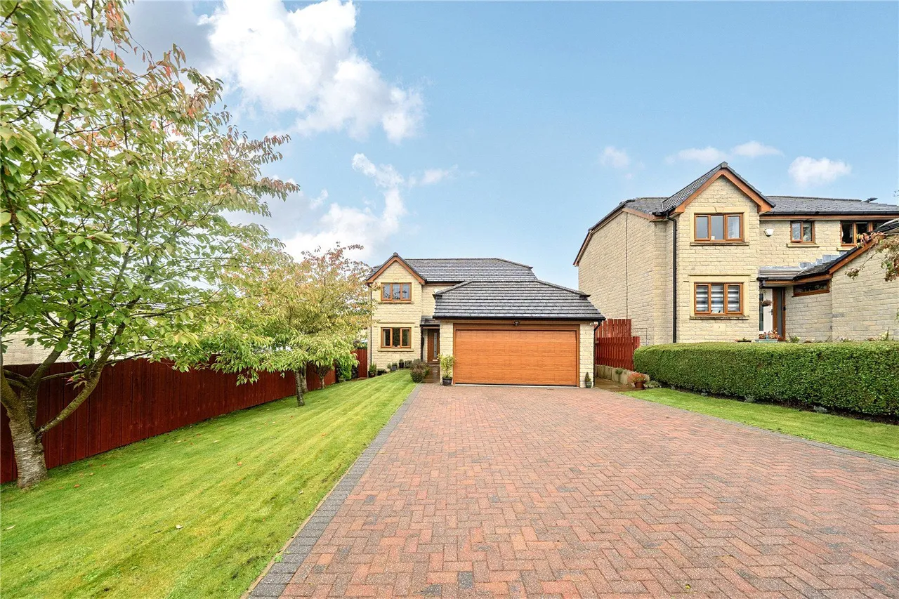 Oakeneaves Avenue, Rawtenstall, BB4, photo 29