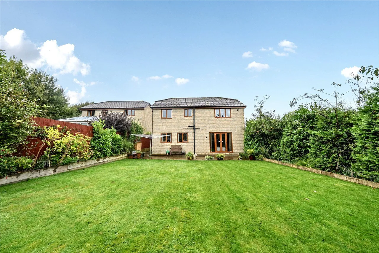 Oakeneaves Avenue, Rawtenstall, BB4, photo 10