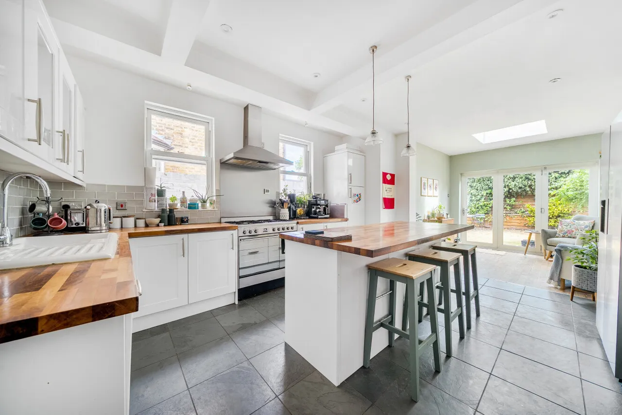 5 bed house for sale, Ivydale Road, Nunhead, SE15
