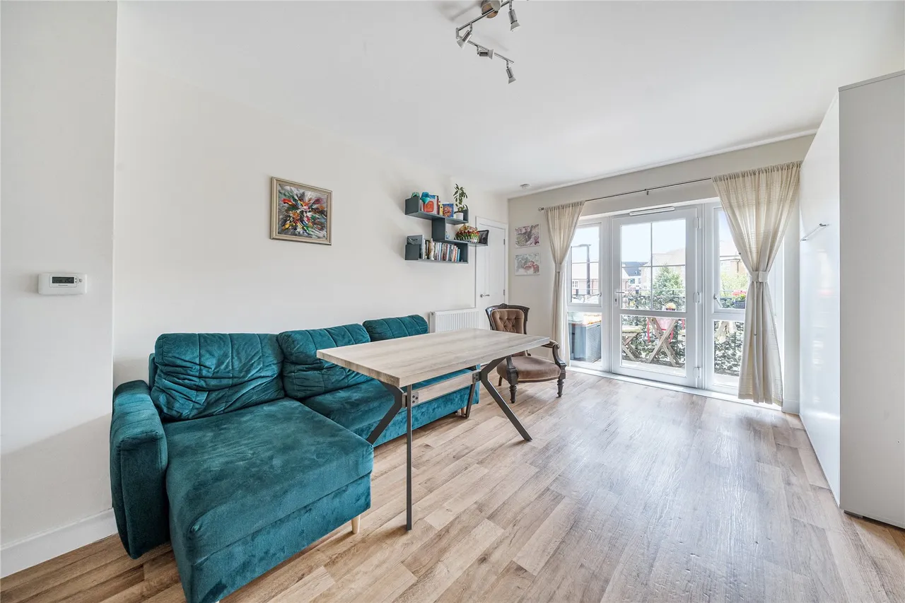 Alderson Grove, Walton On Thames, KT12, photo 12