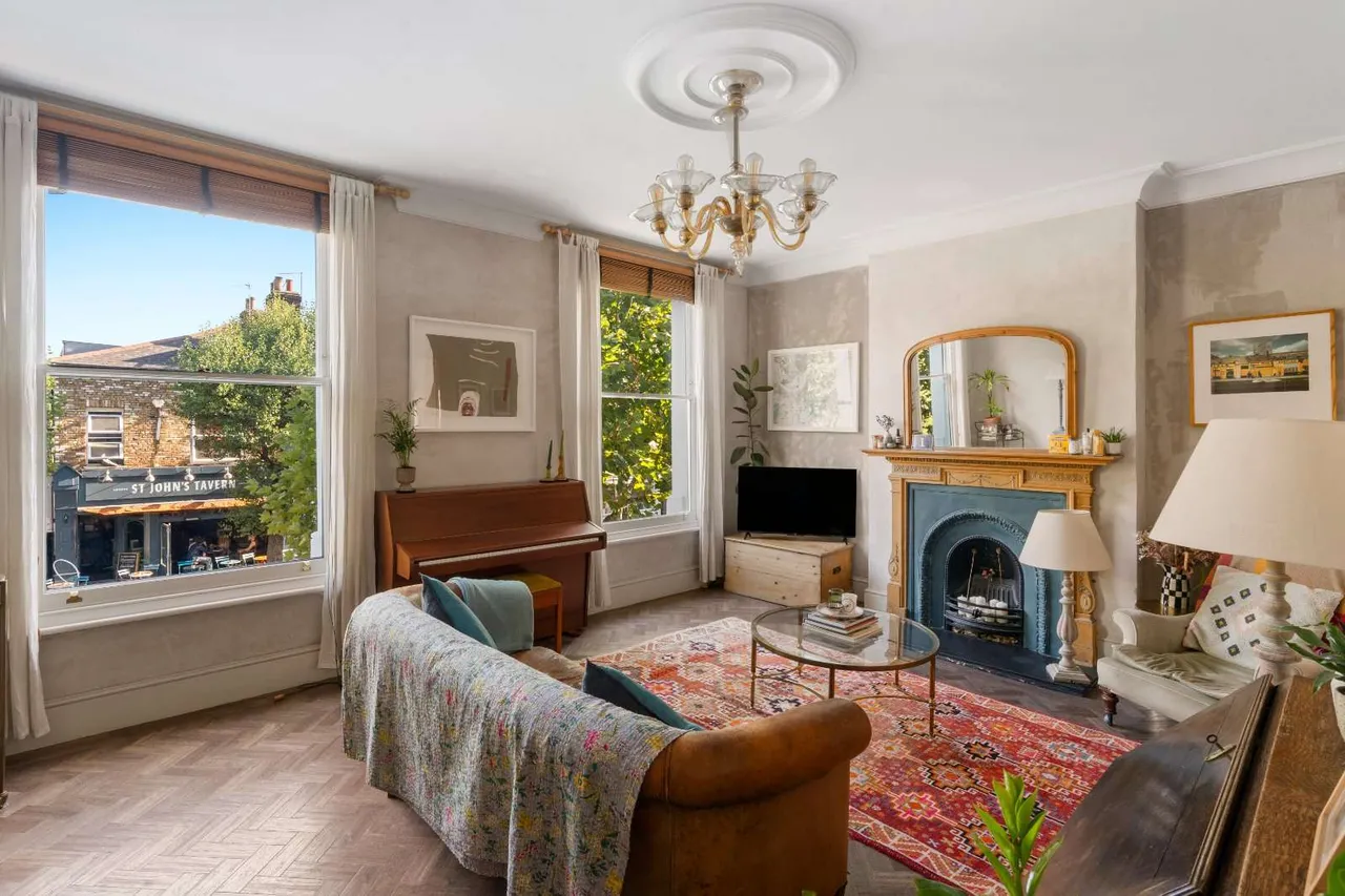 St. John's Hill, London, SW11 1SJ, photo 5