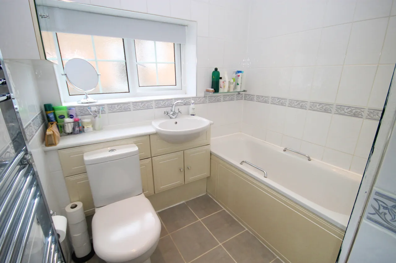 Millet Road, Greenford, UB6, photo 10