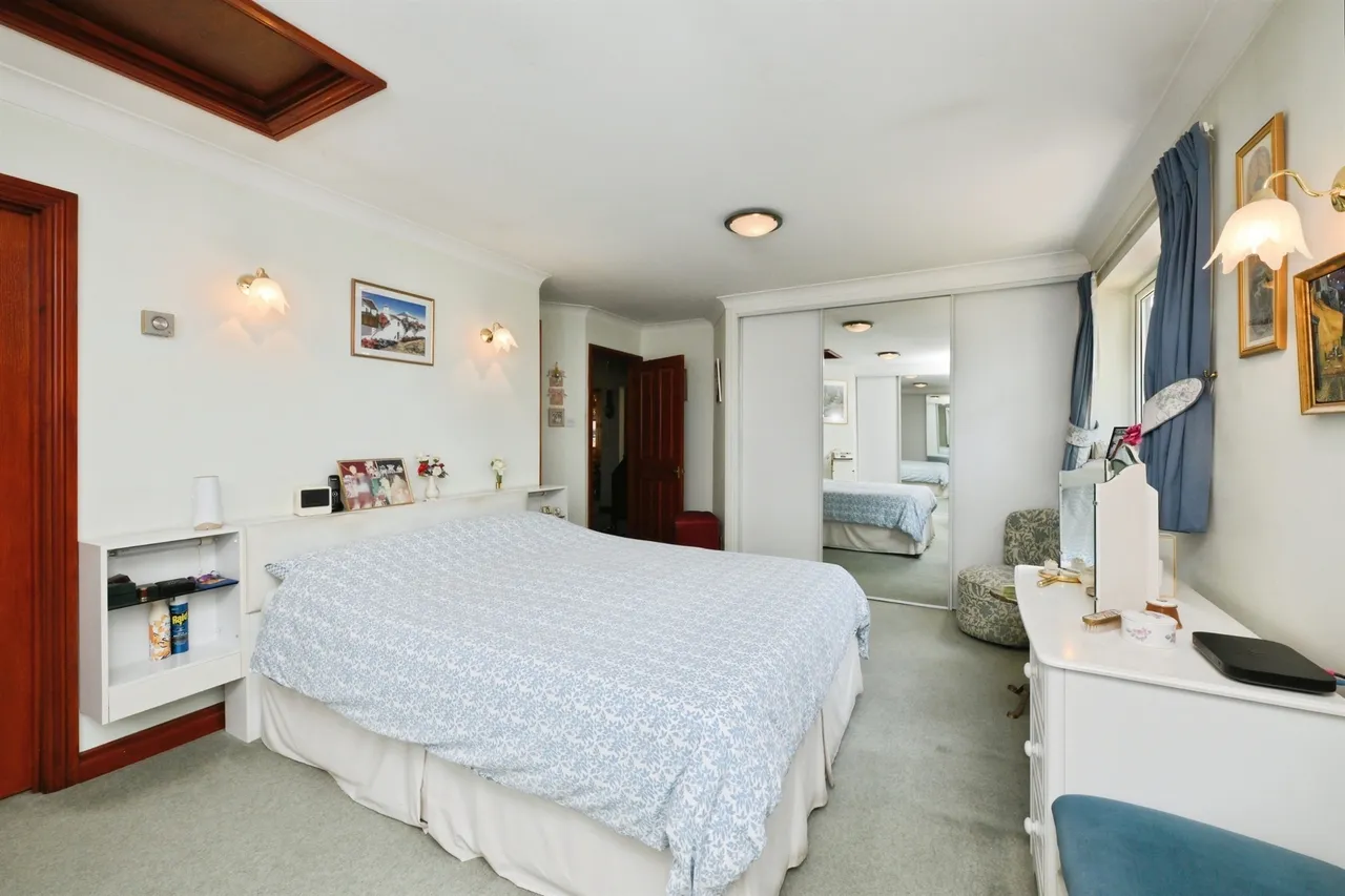 Bryce Close, WARE, photo 7