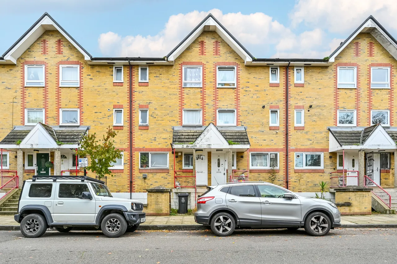 22 Howard Road, London, photo 9