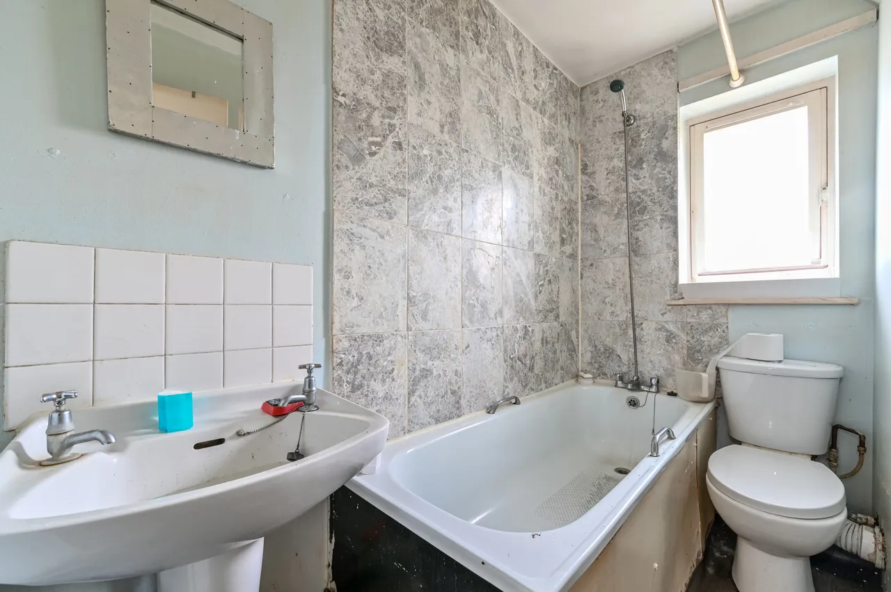 22 Howard Road, London, photo 7