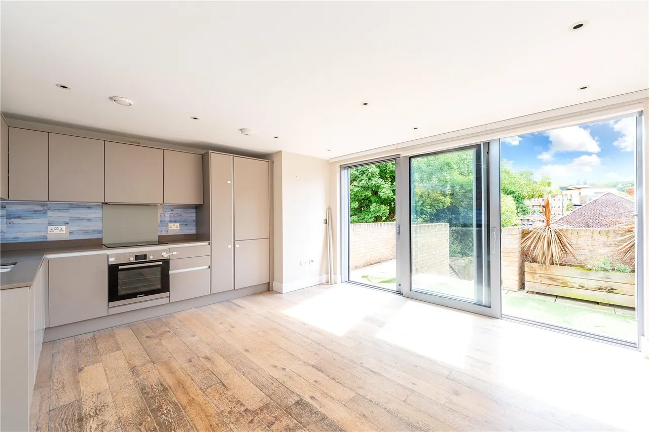 Pouparts Place, Twickenham, TW2 5FR, photo 2
