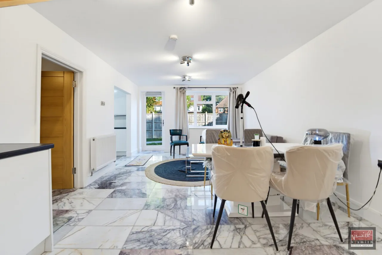 York Close, Staines-upon-Thames, TW18, photo 6