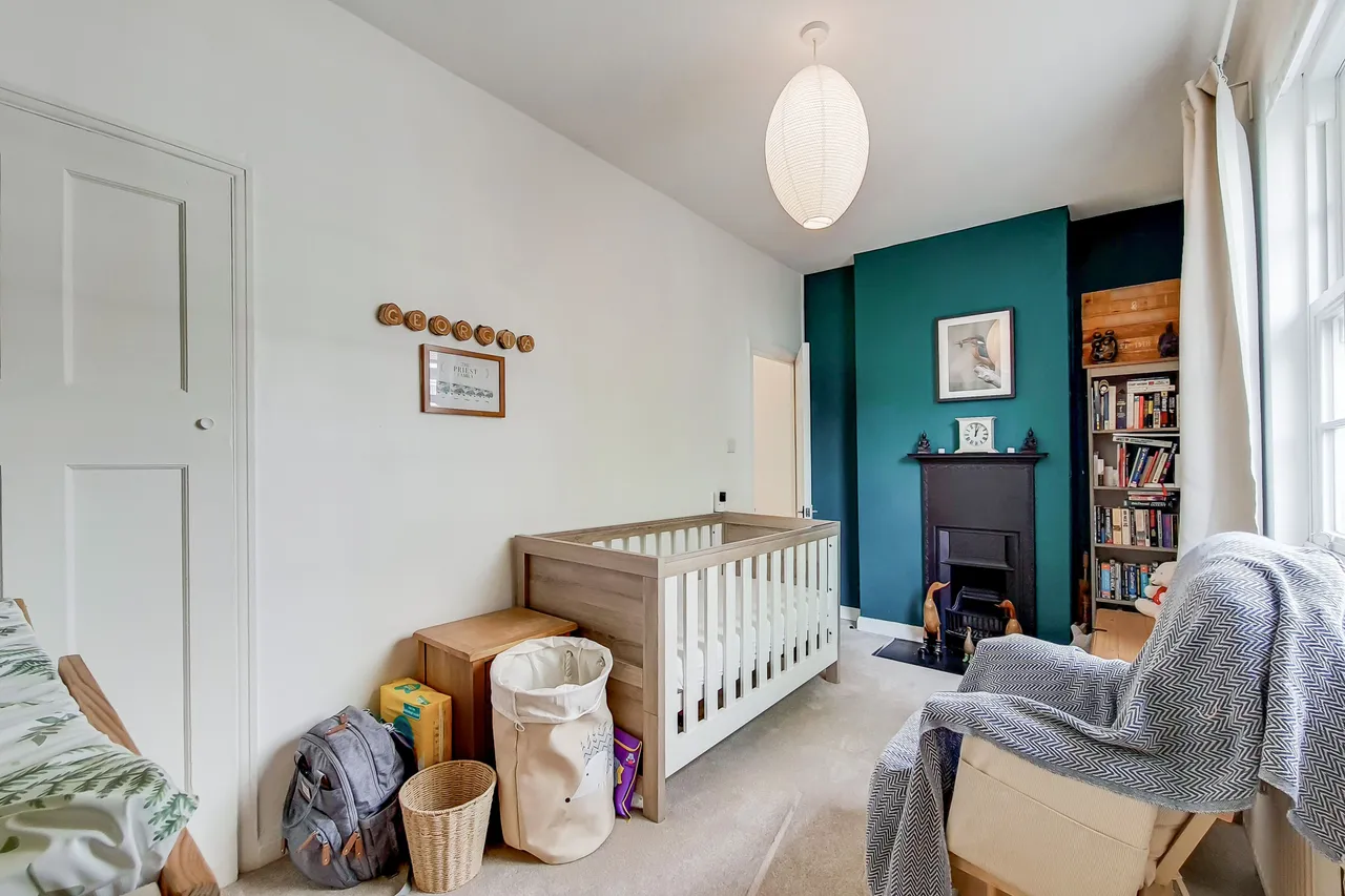 7 Tiller Road, London, photo 11