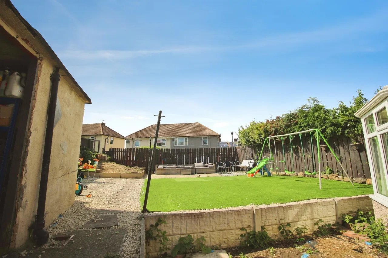 Ganners Road, Bramley, Leeds, photo 9