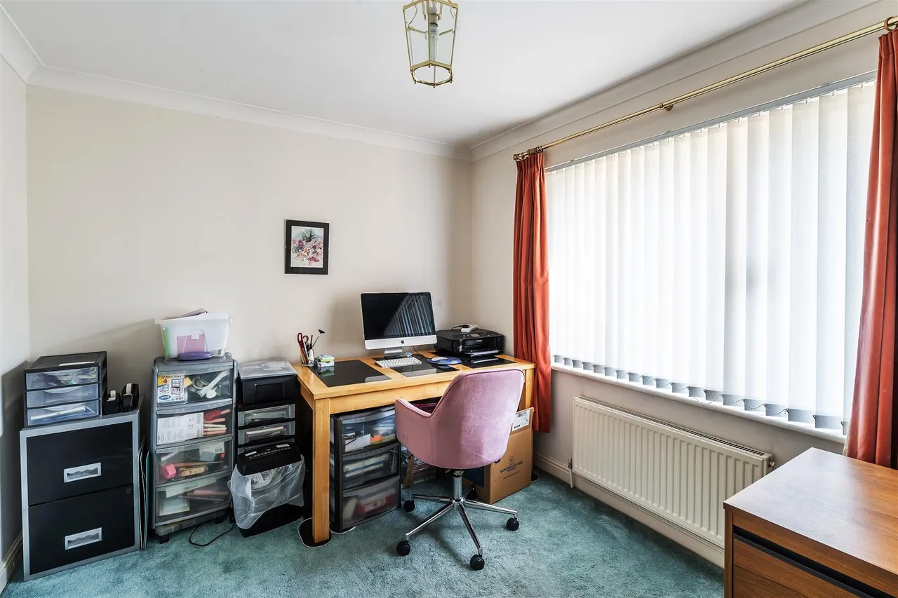 Keswick Road, Great Bookham, KT23, photo 13