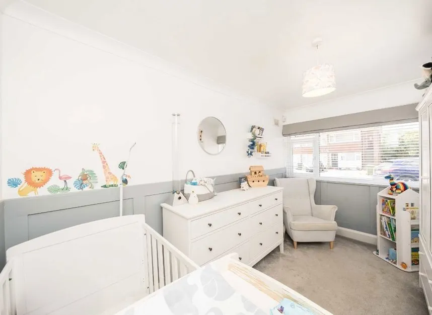 Cedar Way, Sunbury-On-Thames, TW16, photo 6