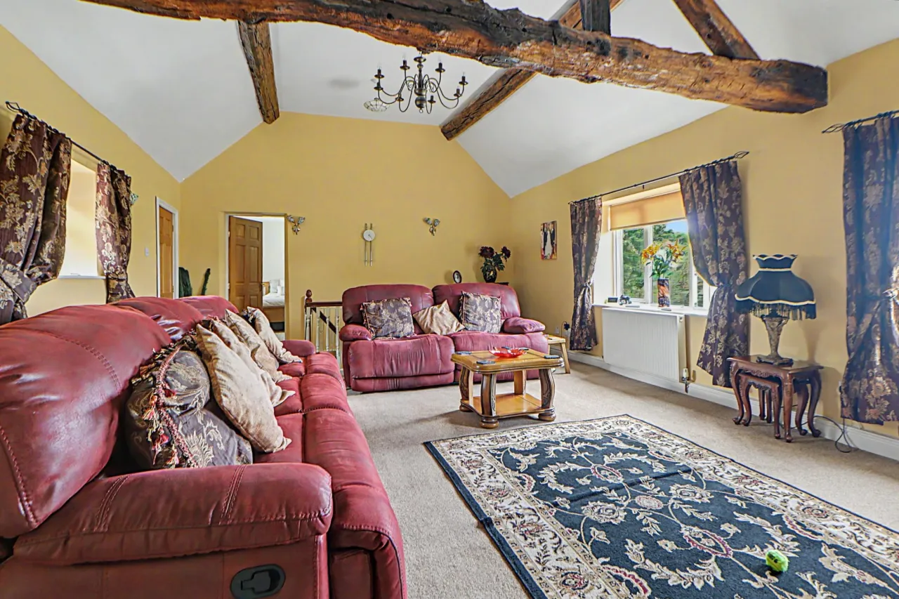 Church Bank, Audley, photo 9