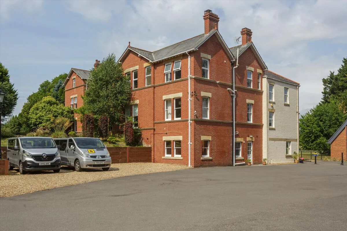 Former Bishopstrow College, Warminster, BA12, photo 4