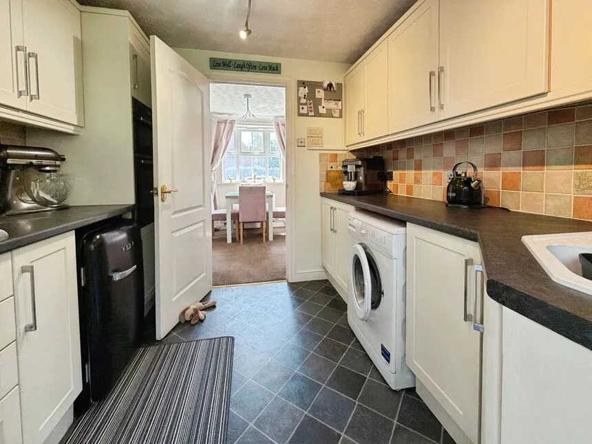 Heron Walk, North Hykeham, Lincolnshire, LN6, photo 4