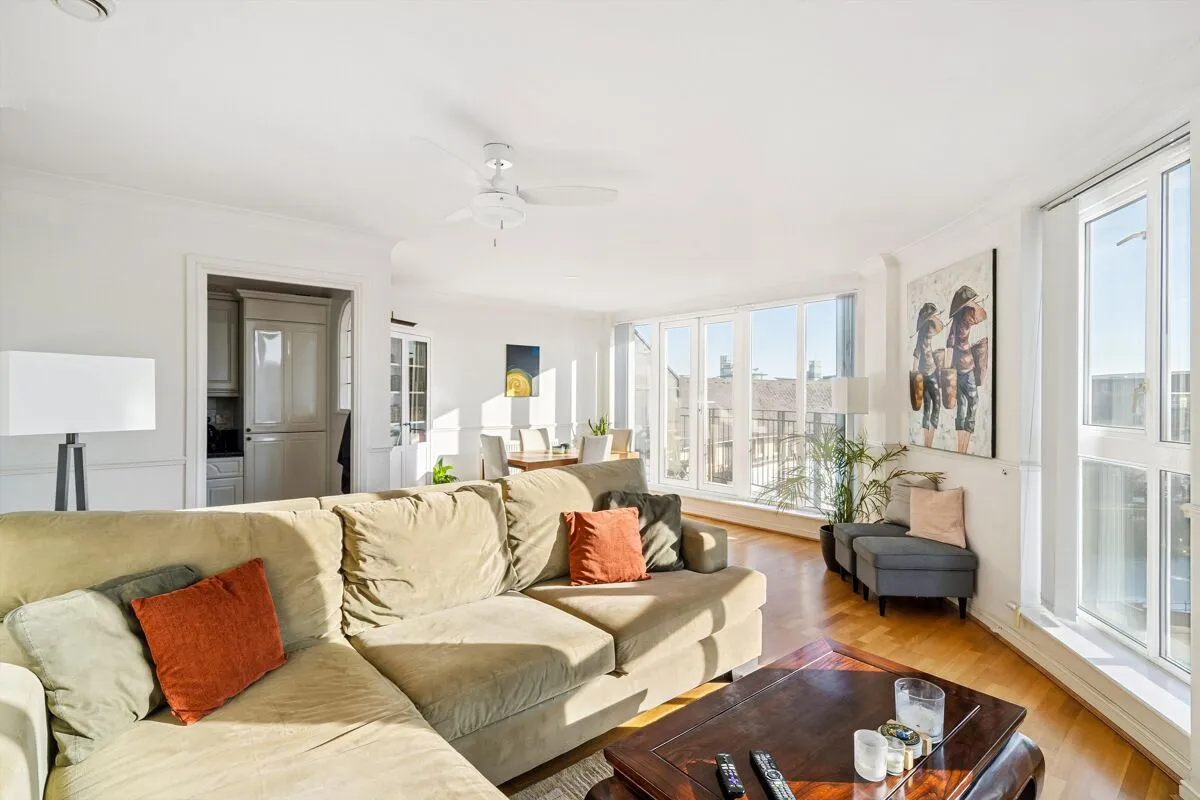 2 bed flat to rent, Thomas More Street, London, E1W