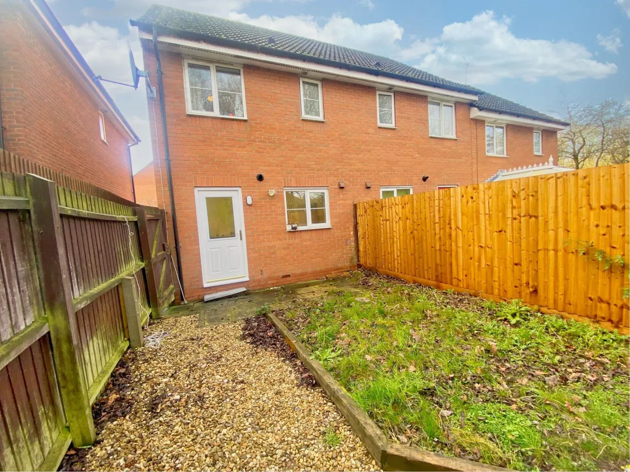 Barth Close, Great Oakley, NN18, photo 5