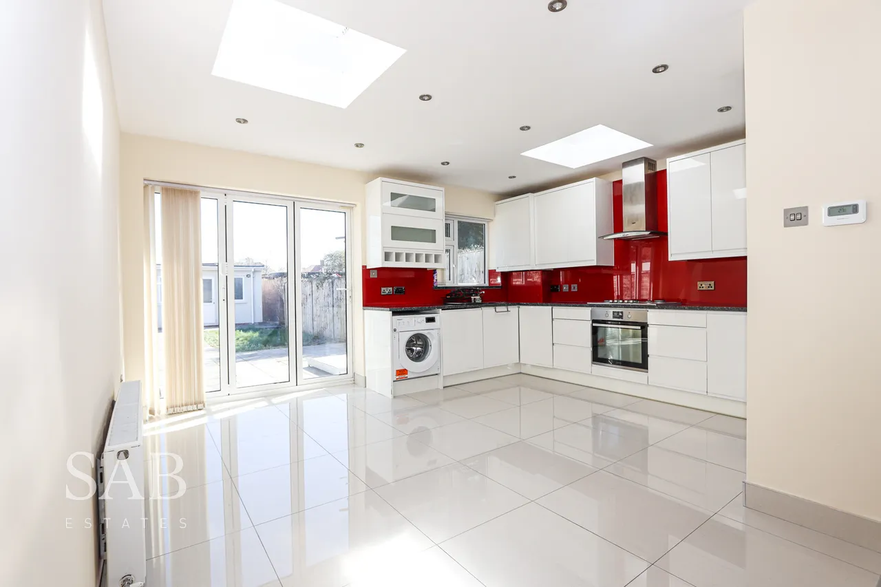 Glamis Crescent, Hayes, UB3, photo 4