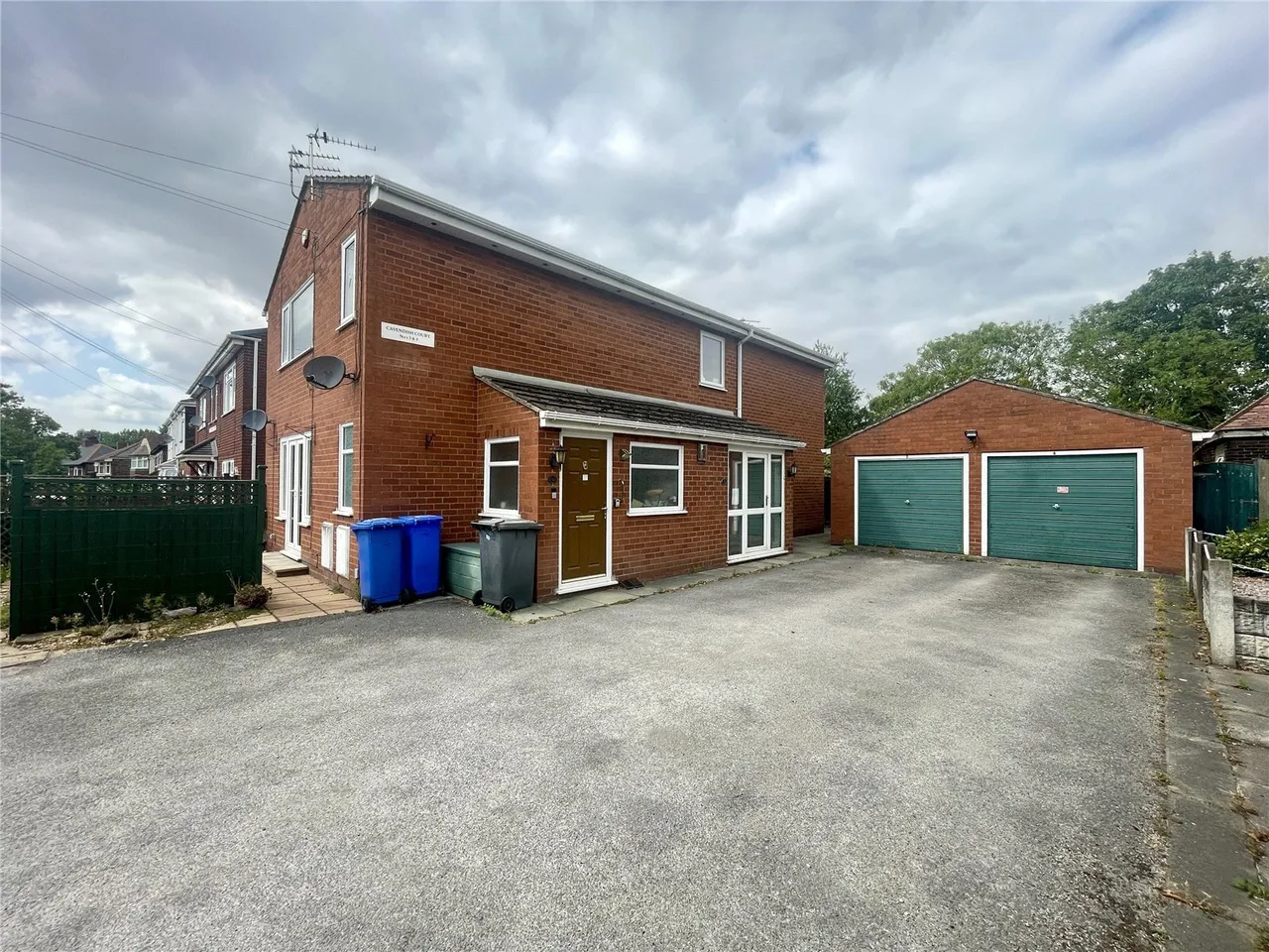 2 bed flat for sale, Woodland Avenue, Widnes, WA8