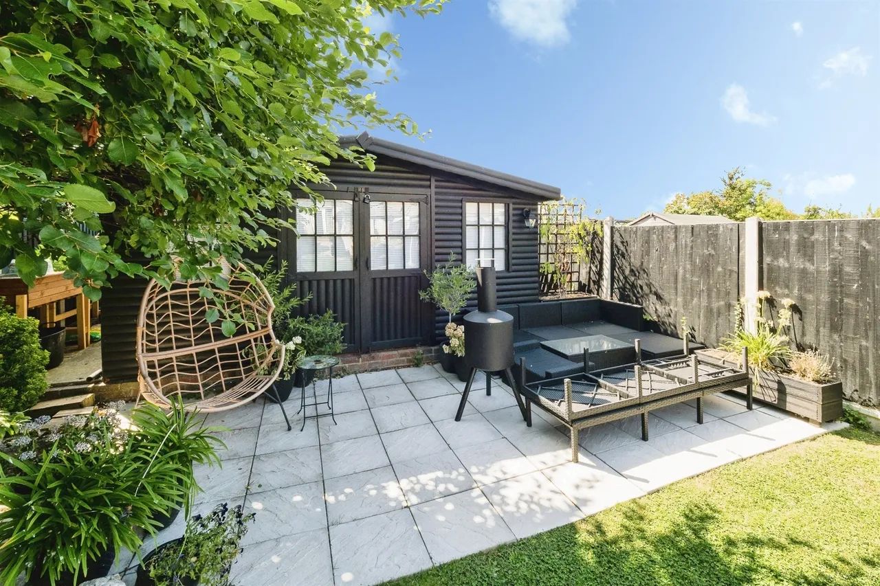 Lynwood Drive, Romford, RM5, photo 23