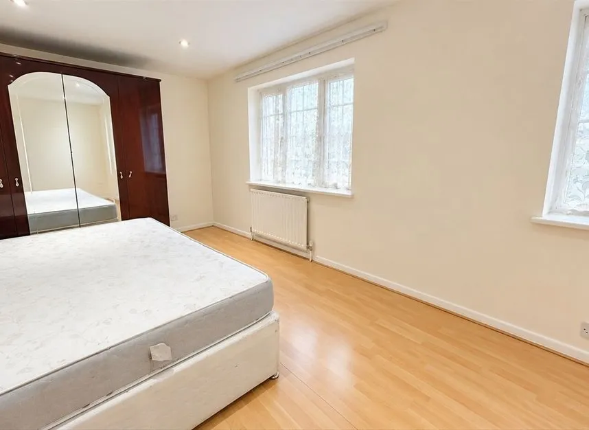 Johnson Road, Hounslow, TW5, photo 4