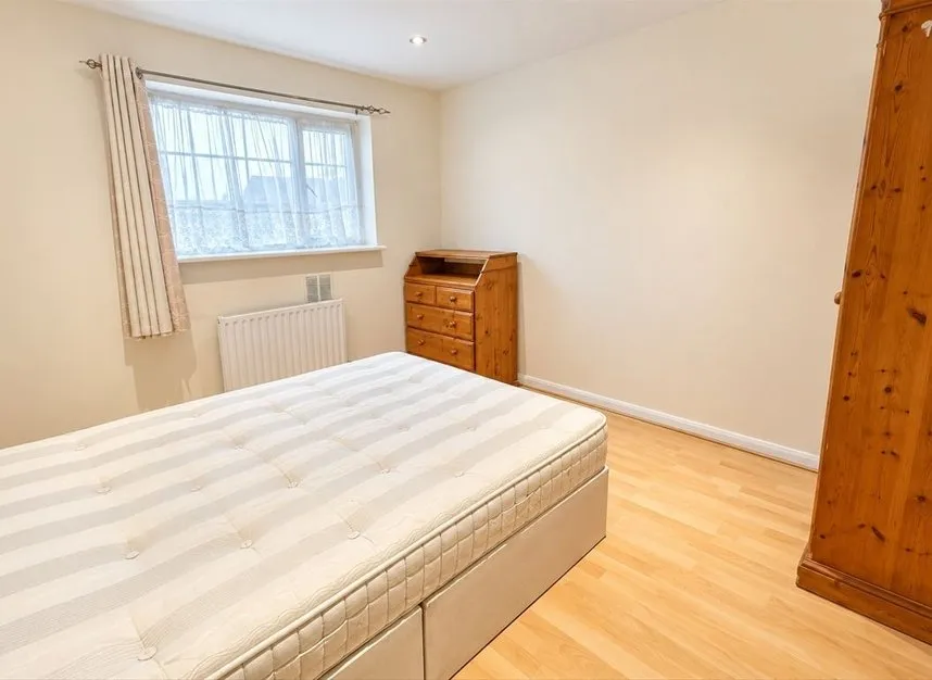 Johnson Road, Hounslow, TW5, photo 7