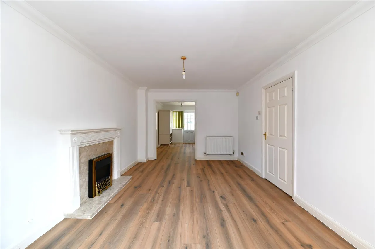 Hertford Road, Stevenage, SG2 8SA, photo 4