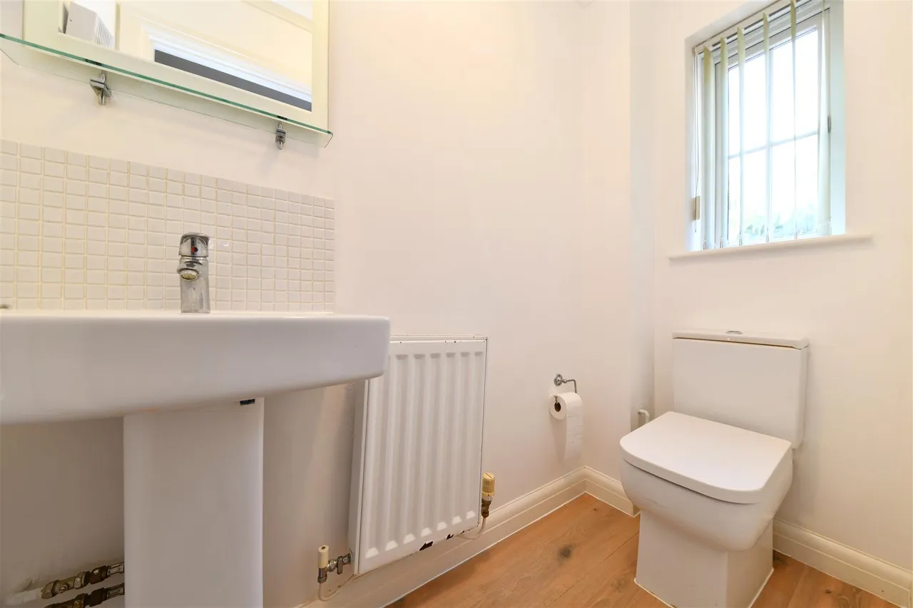 Hertford Road, Stevenage, SG2 8SA, photo 17