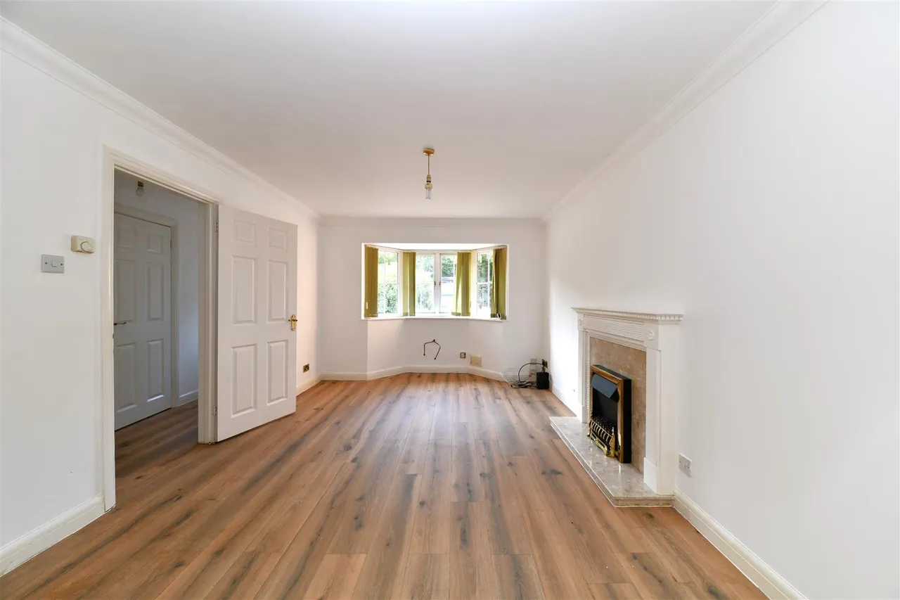 Hertford Road, Stevenage, SG2 8SA, photo 3