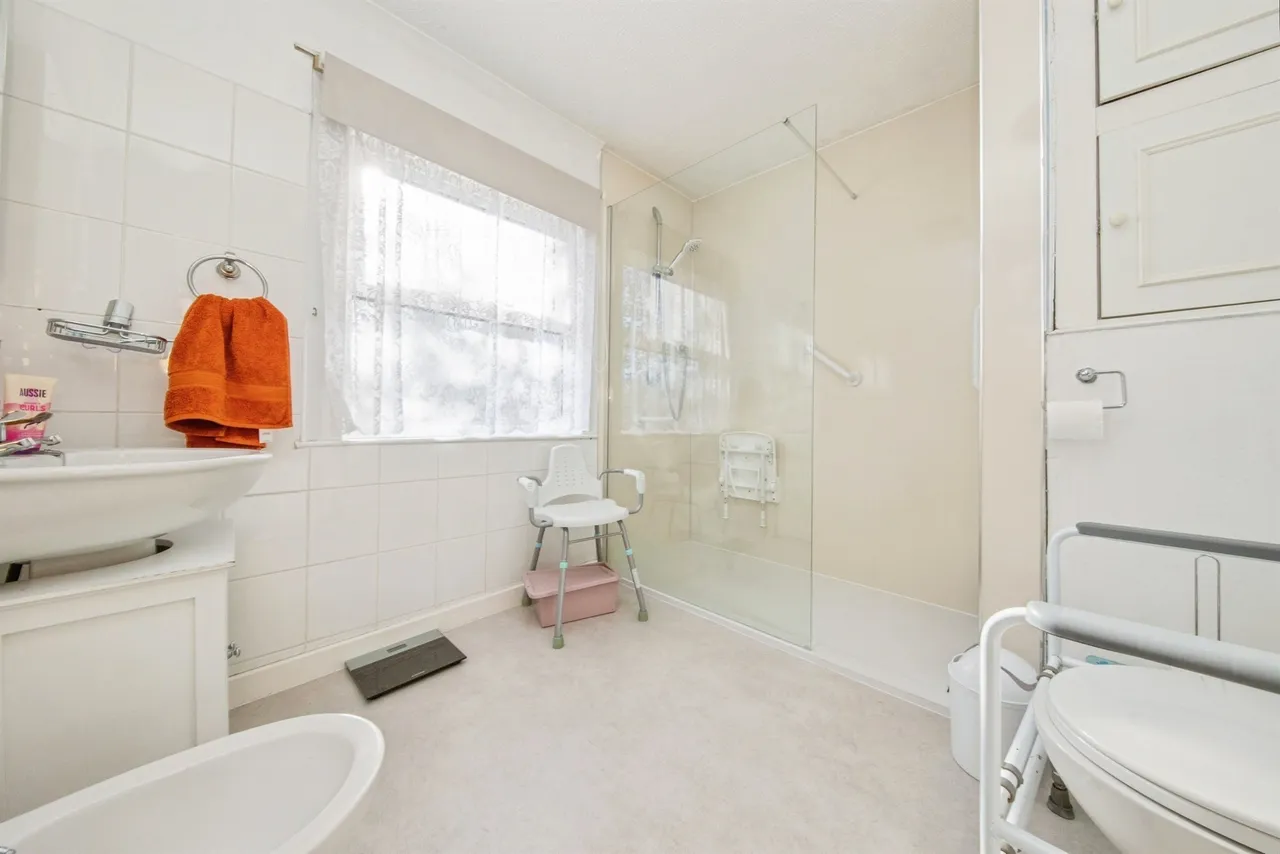Cornard Road, Sudbury, CO10, photo 12