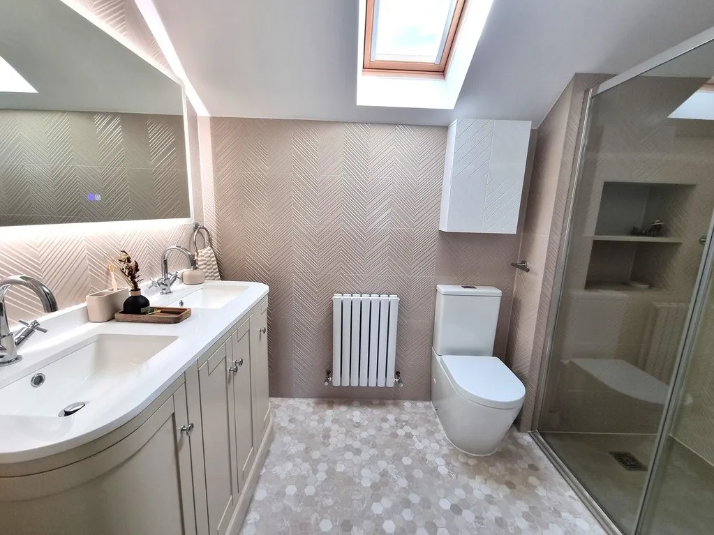 Long Croft View, Upper Batley WF17 0AE, photo 17