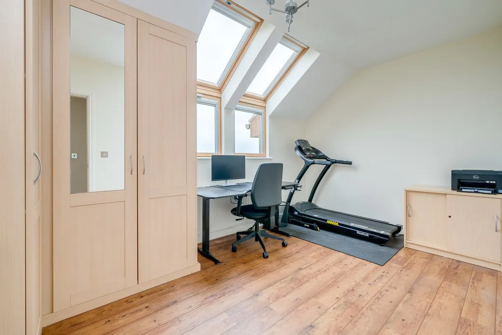 Long Croft View, Upper Batley WF17 0AE, photo 15