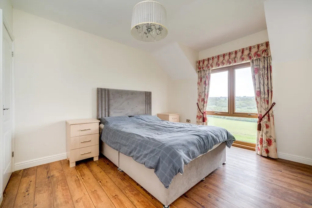 Long Croft View, Upper Batley WF17 0AE, photo 13