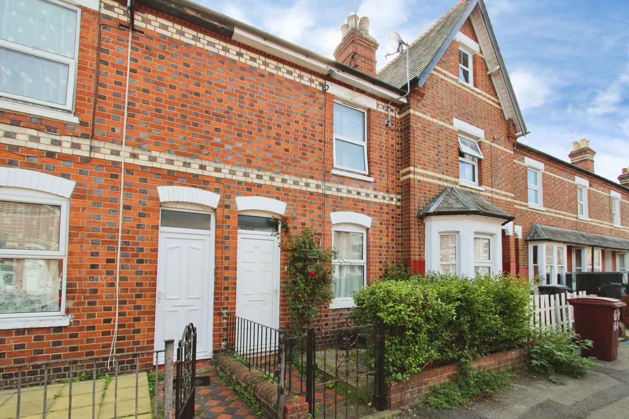 2 bed house for sale, Filey Road, Reading, RG1