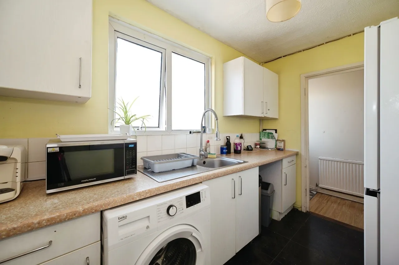 Stamford Avenue, Hayling Island, PO11, photo 4