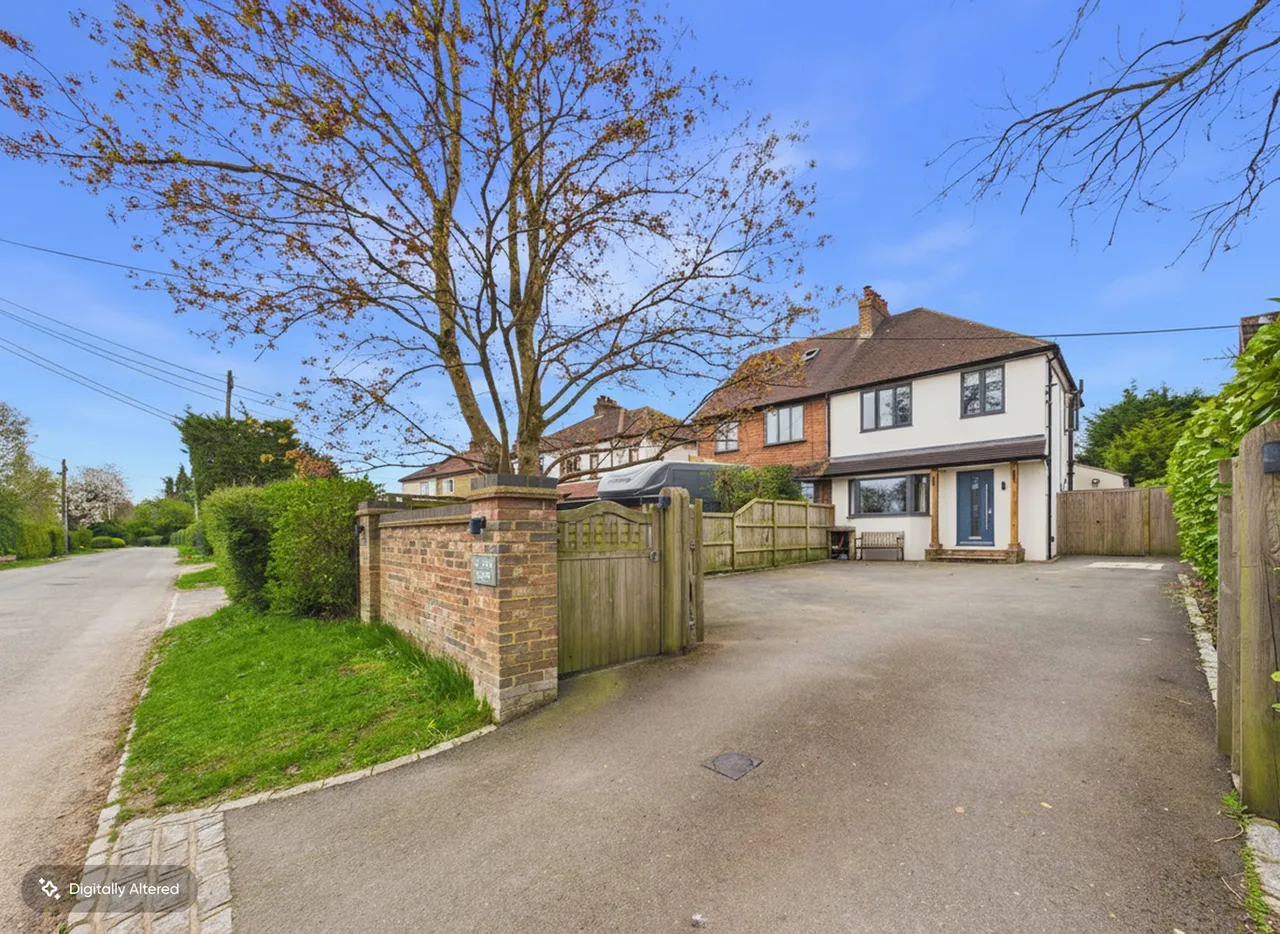 3 bed house for sale, Green End Road, Radnage, HP14